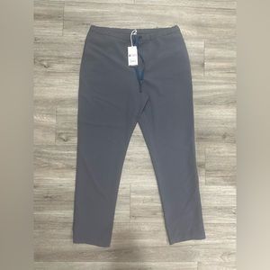 NWT Slim Pisco Short Scrub Pants Large Pants Charcoal Figs